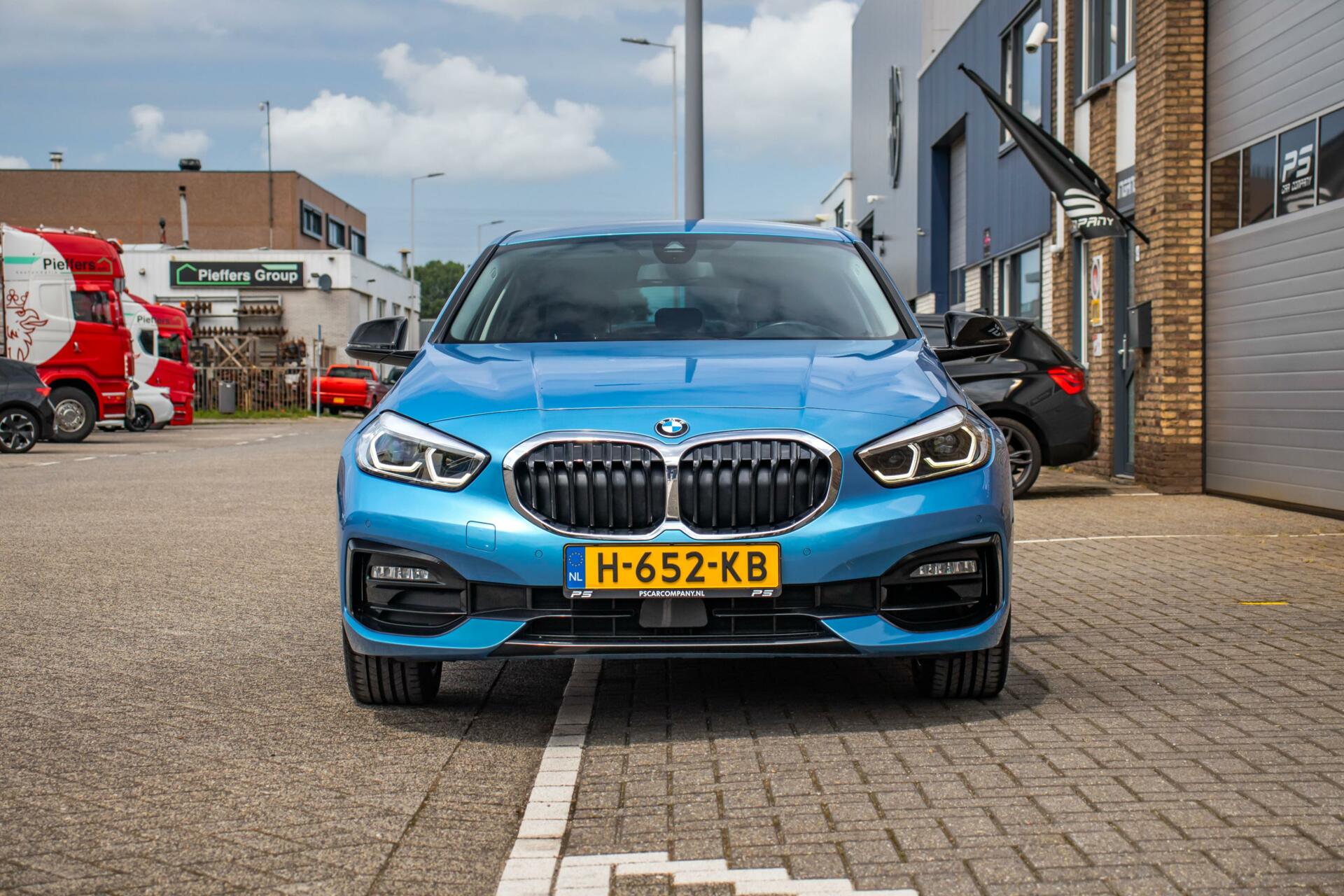 45434867-8.jpg