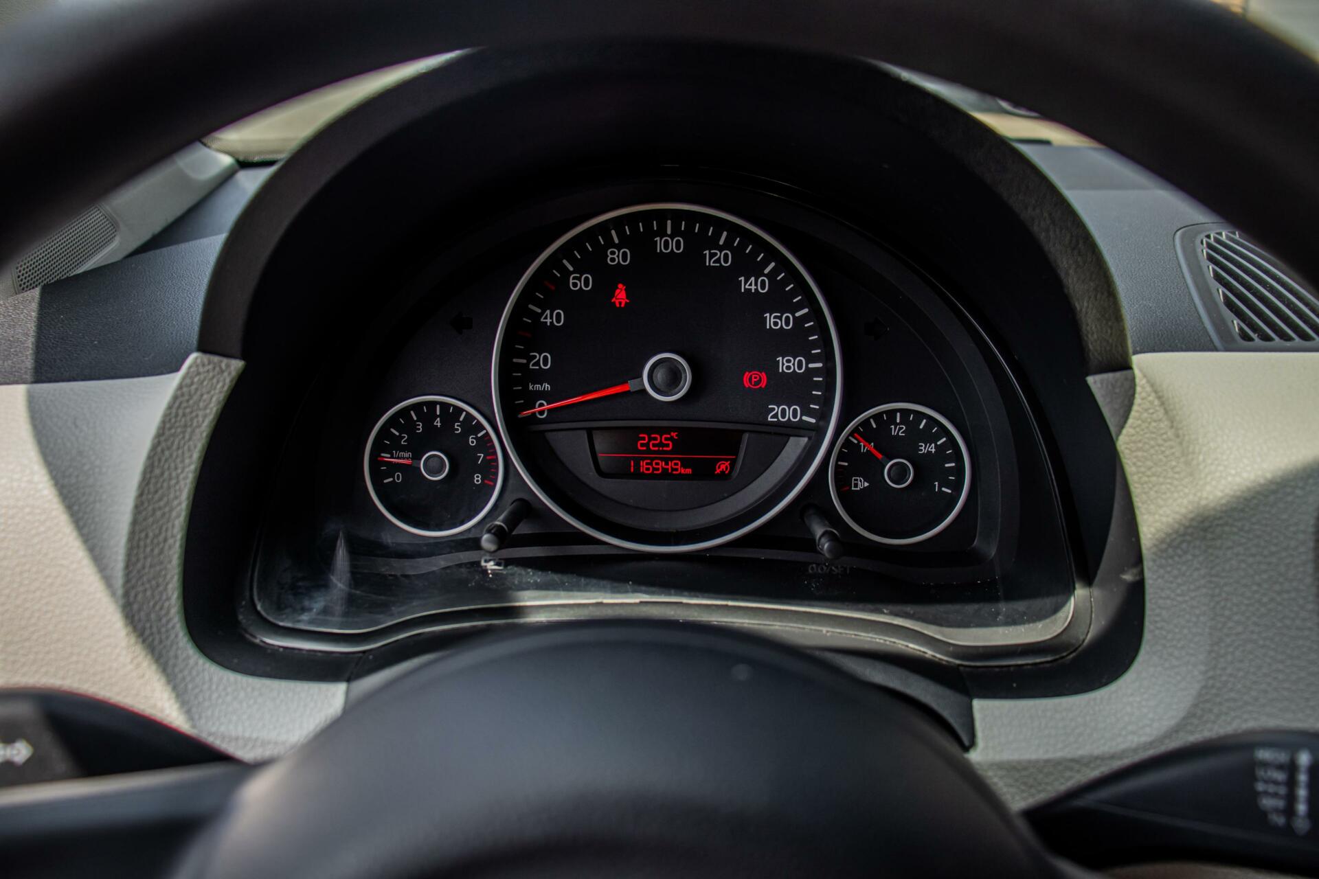 45810970-11.jpg
