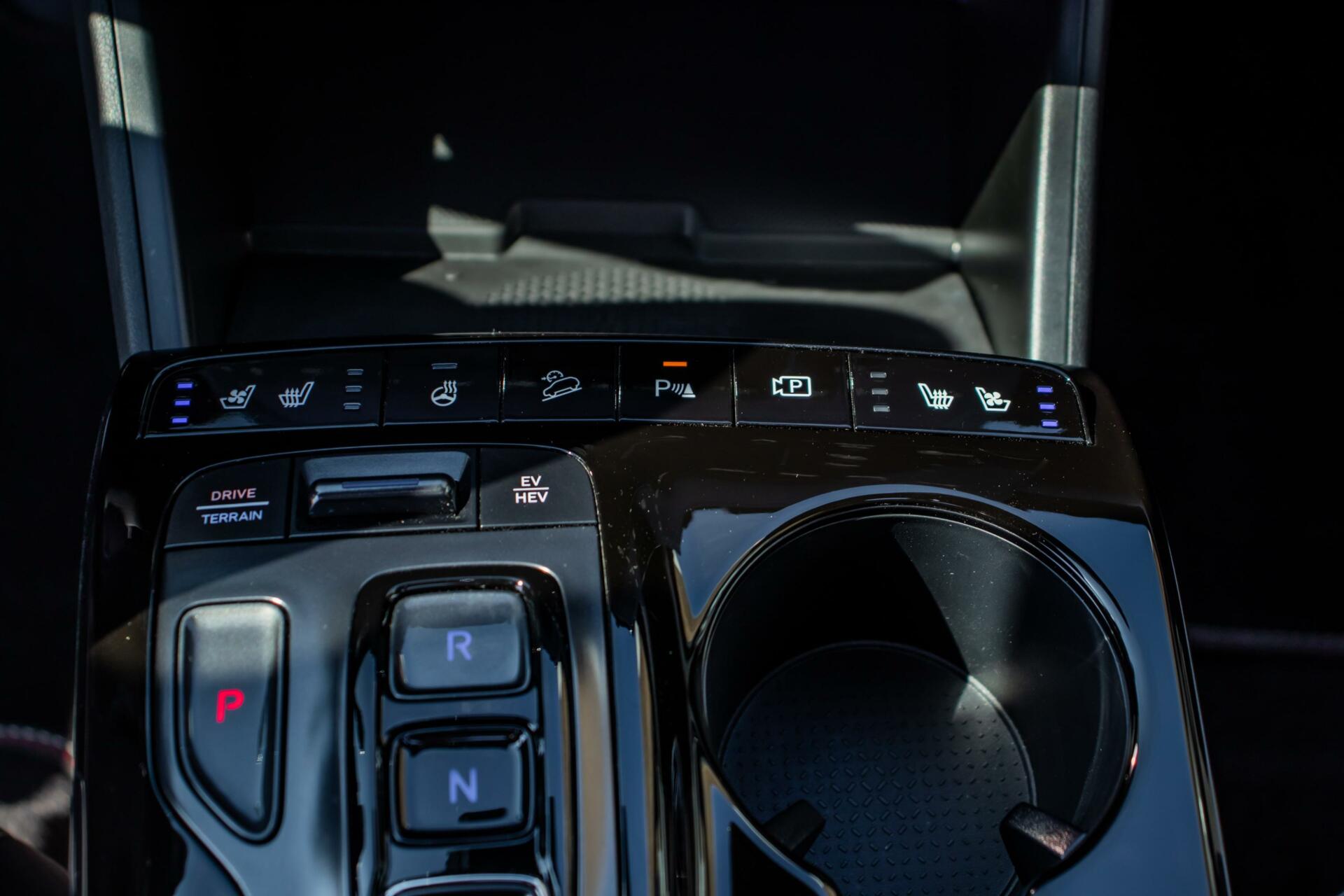 46497158-24.jpg